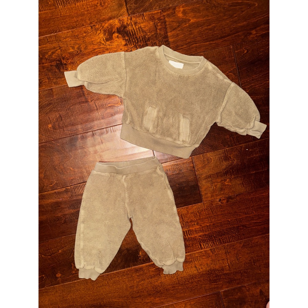 Pehr Kids Tan Sherpa Fleece Sweatshirt and Joggers Two Piece Set